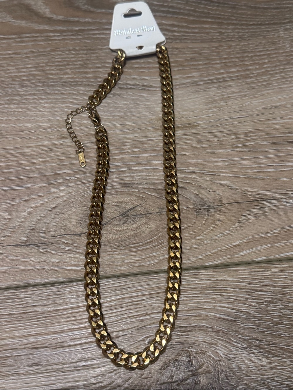 Gold Tone Stainless steel Chain Necklace, 9” new.